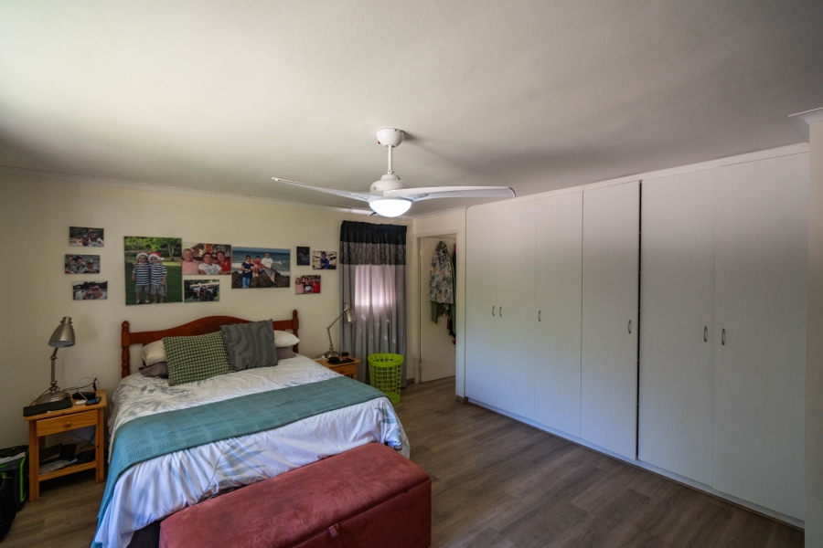 5 Bedroom Property for Sale in Seafield Eastern Cape